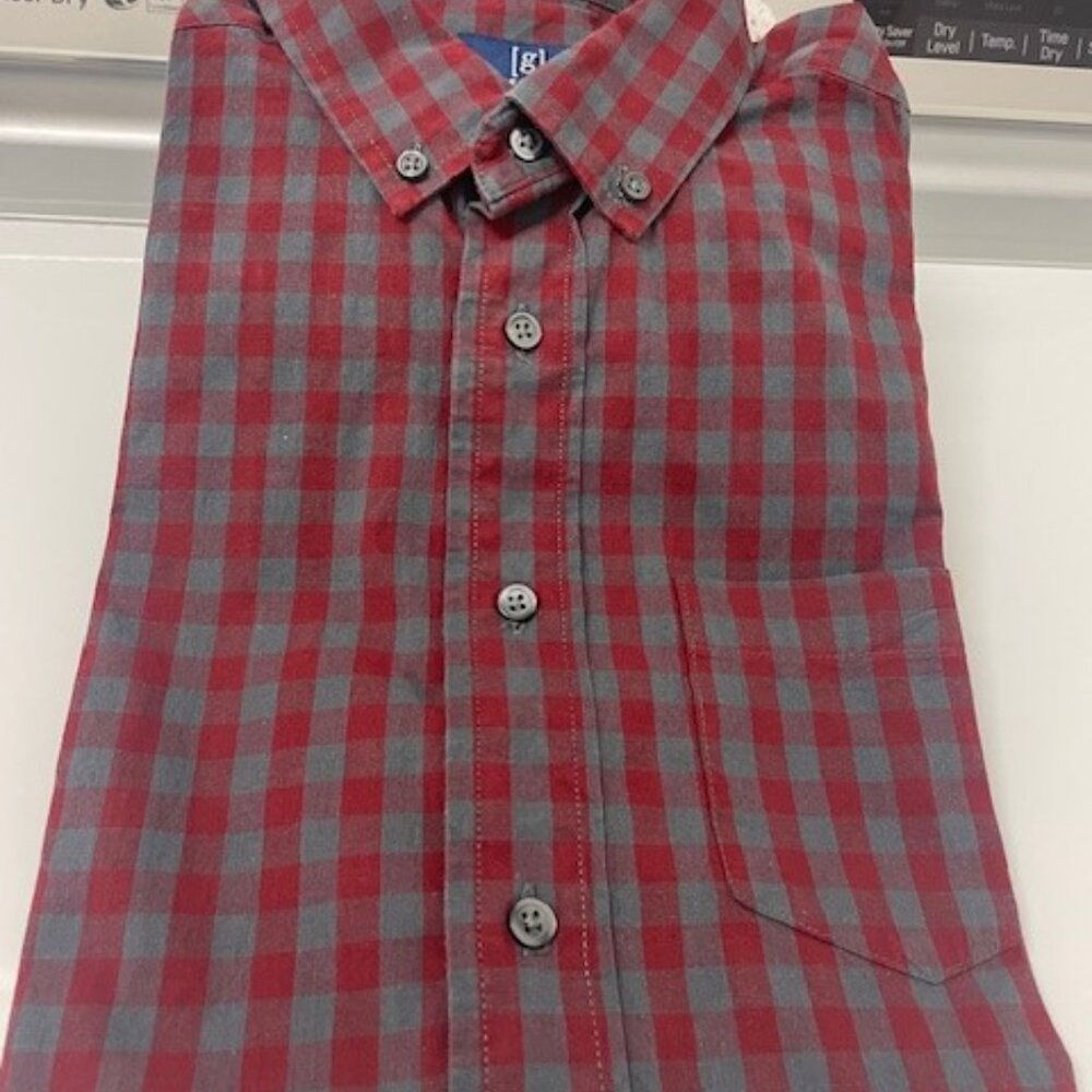 2 Men's Button-Up 95% cotton Shirts with Short Sleeves size Small - Picture 7 of 13